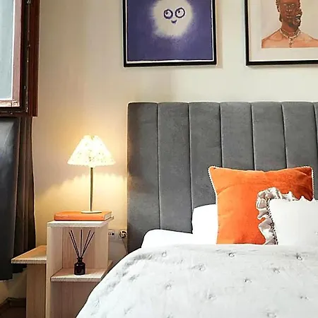 Apartamento Pop Art 2br Heart Of Gozsdu's Nightlife Steps From Everything Budapest