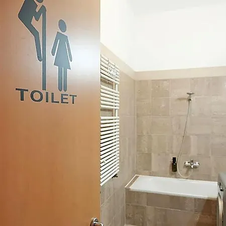 Pop Art 2br Heart Of Gozsdu's Nightlife Steps From Everything Budapest